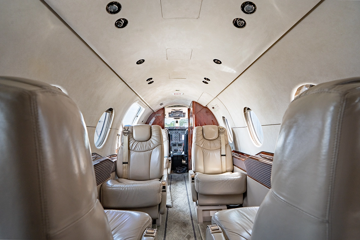 Hawker 400XP